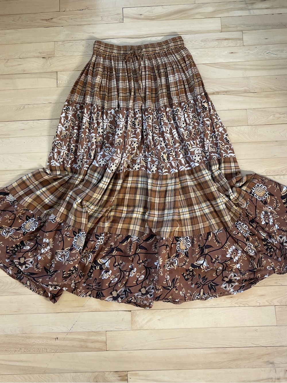 Bobbie Brooks Y2K does Boho Prairie Cottagecore Patchwork Tiered Maxi Skirt - Picture 2 of 4